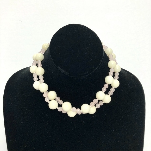 Vintage Cream Jade & Rose Quartz Beaded Necklace - Picture 2 of 4